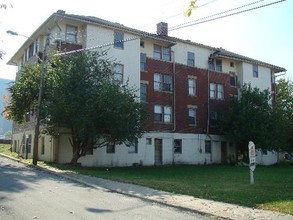 East River Place in Dayton, OH - Building Photo - Building Photo