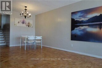 51 Navaho Dr in Toronto, ON - Building Photo - Building Photo