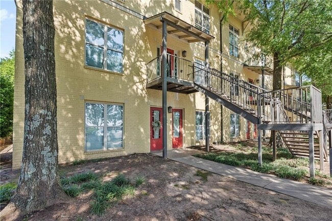 property at 1195 Milton Terrace SE