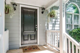 2290 Greenfield Dr in Richmond, VA - Foto de edificio - Building Photo