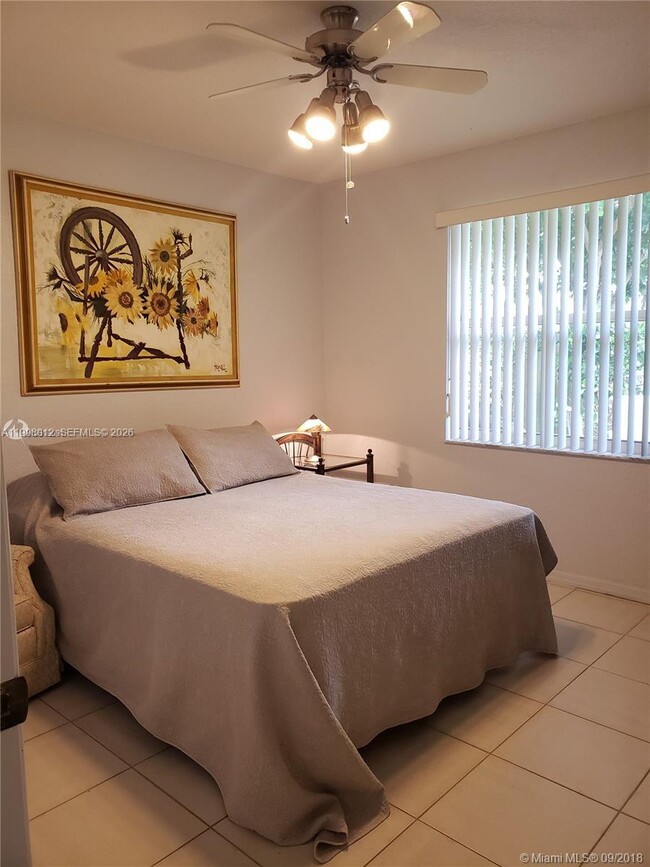 15989 SW 149th Terrace in Miami, FL - Building Photo - Building Photo