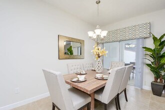 4815 Brier Rose Ln in Kissimmee, FL - Building Photo - Building Photo