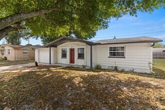 3337 Winder Dr in Holiday, FL - Building Photo - Building Photo