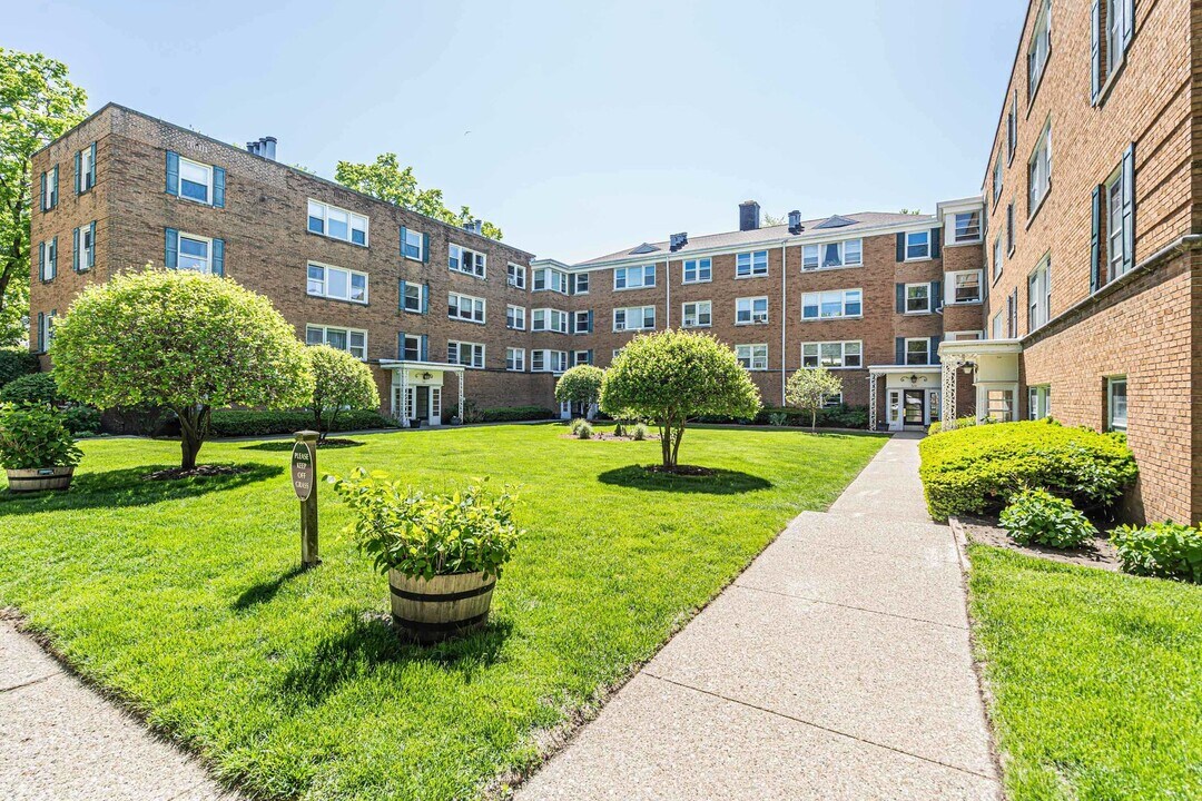 530 Michigan Ave in Evanston, IL - Building Photo