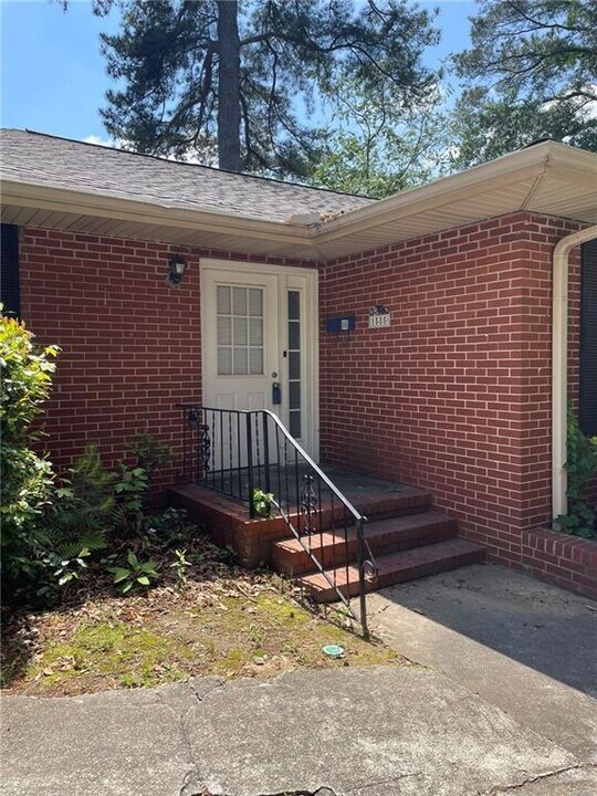 1585 Piedmont Ave NE in Atlanta, GA - Building Photo