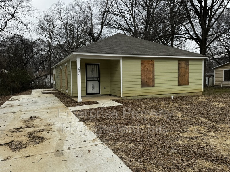 3053 Sunrise St in Memphis, TN - Building Photo
