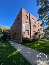 918 Crain St, Unit GDN West in Evanston, IL - Building Photo - Building Photo