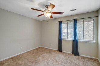 4372 Great Oak Dr in North Charleston, SC - Building Photo - Building Photo