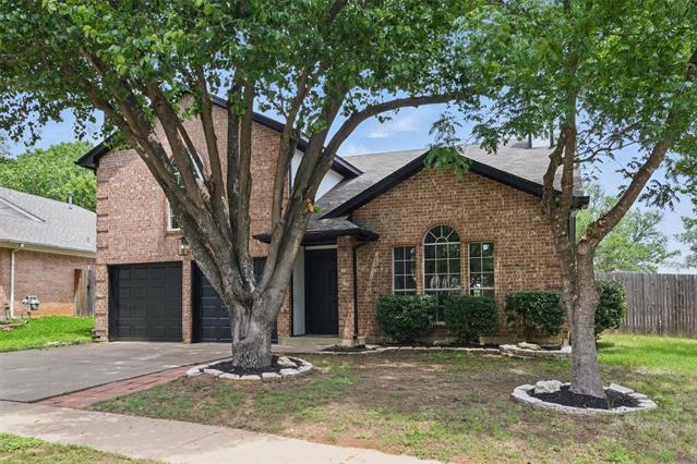 5147 Ivycrest Trail in Arlington, TX - Foto de edificio - Building Photo