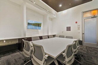 Taylor 28 in Seattle, WA - Building Photo - Building Photo