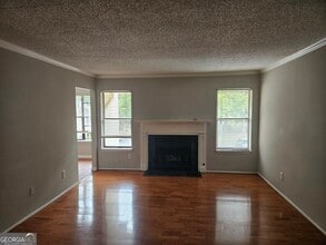 2520 Huntingdon Chase in Atlanta, GA - Building Photo - Building Photo