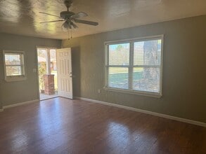 570 Sterling Price St in Tatum, TX - Building Photo - Building Photo