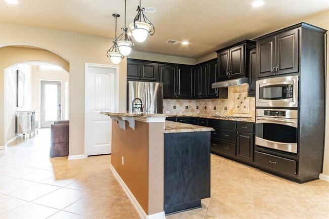 12301 Fairway Cove in Austin, TX - Foto de edificio - Building Photo