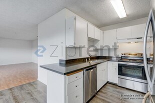 966 Borden Villa Dr in Santa Rosa, CA - Building Photo