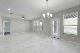 1213 Backcountry Dr in Leander, TX - Building Photo - Building Photo