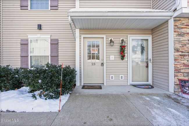 property at 2000 Curry Rd