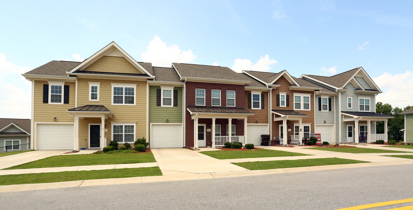 Fort Jackson Family Homes in Columbia, SC - Building Photo