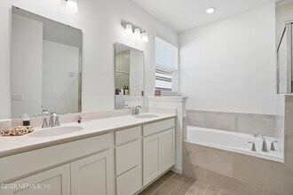 1479 Lachlan Cir in Jacksonville, FL - Building Photo - Building Photo