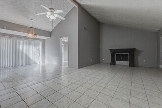 12702 Fern Forest Dr in Houston, TX - Building Photo - Building Photo