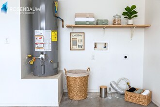 7174 E Burro Ln, Unit 2 in Prescott Valley, AZ - Foto de edificio - Building Photo