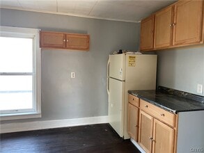 302 N Rutland St in Watertown, NY - Building Photo - Building Photo
