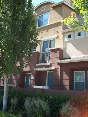 752 City Walk Pl in Hayward, CA - Building Photo