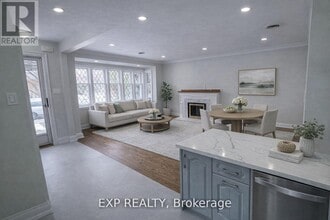 11 Fairside Ave in Toronto, ON - Building Photo - Building Photo