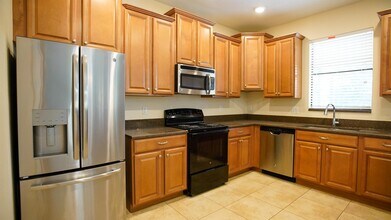 1528 Moon Valley Dr in Davenport, FL - Building Photo - Building Photo