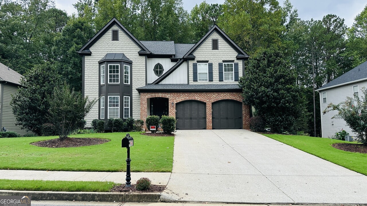 3185 Caney Creek Ln in Cumming, GA - Foto de edificio