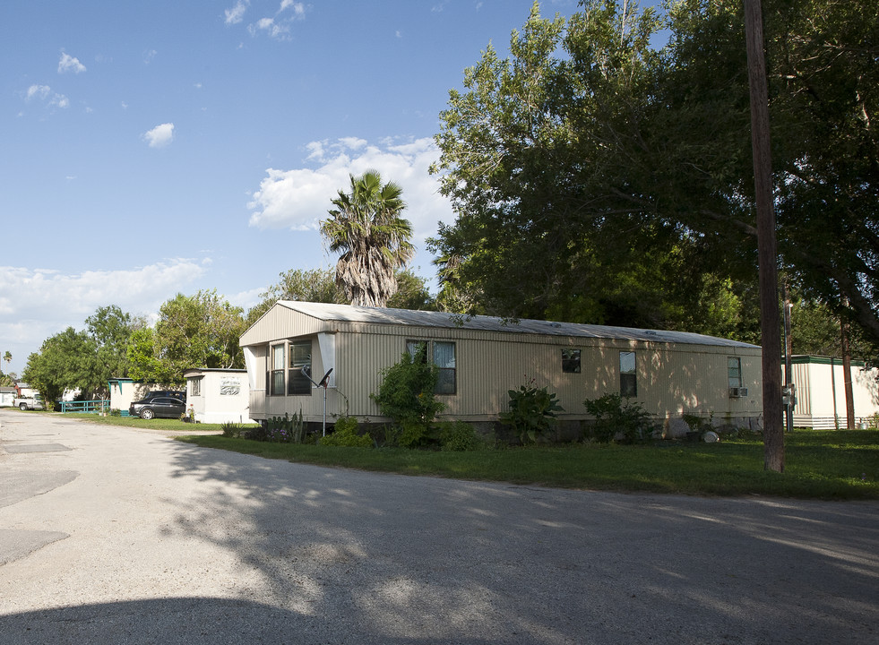 Rose Garden Mobile Estate in Harlingen, TX - Building Photo