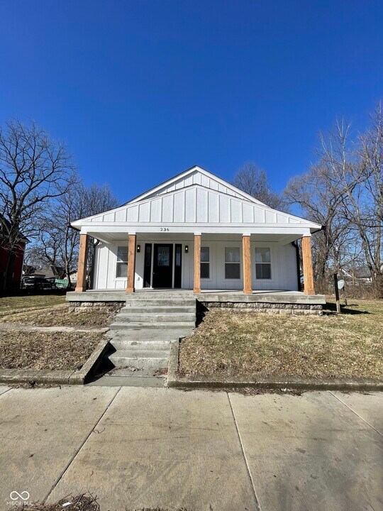 236 N Temple Ave in Indianapolis, IN - Building Photo