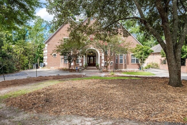 property at 6920 Highland Rd