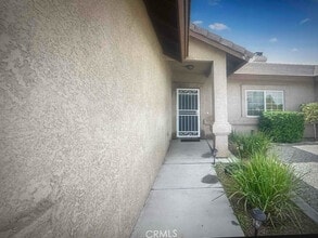 7874 Paisley Ave in Hesperia, CA - Building Photo - Building Photo