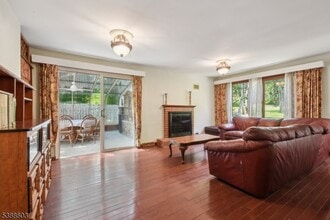 7 Cole Ave in Montville, NJ - Building Photo - Building Photo