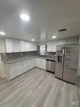317 E Ithaca St in Caldwell, ID - Building Photo - Building Photo