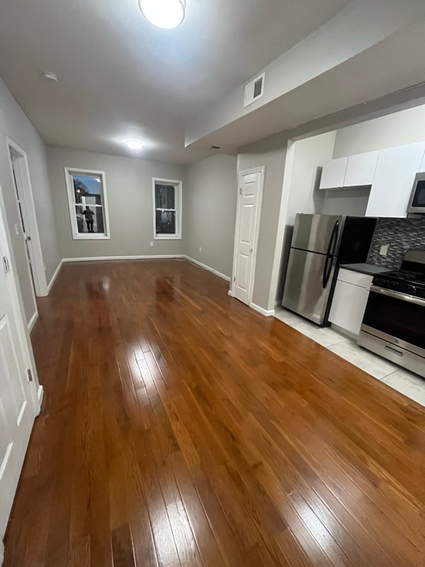 131 S Harrison St in East Orange, NJ - Building Photo - Building Photo