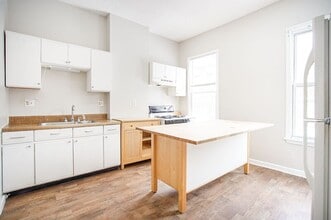 193 Beech St in Holyoke, MA - Building Photo - Building Photo