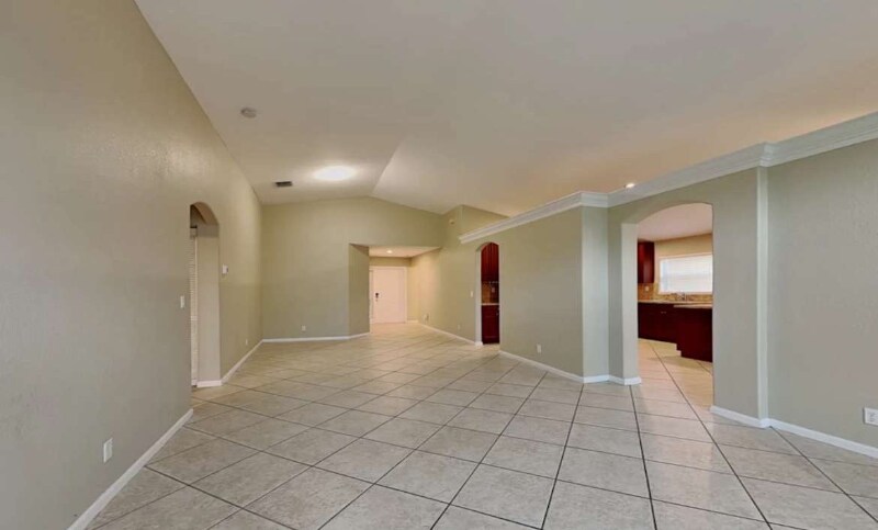 3105 Torres Cir in West Palm Beach, FL - Building Photo