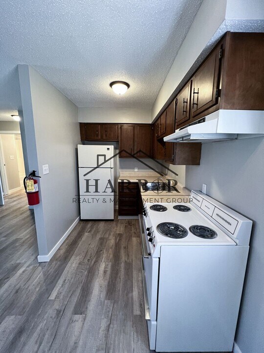 737 6th St-Unit -737 - 9 in Boone, IA - Building Photo