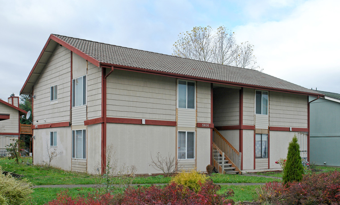 Sumner Gardens in Sumner, WA - Foto de edificio