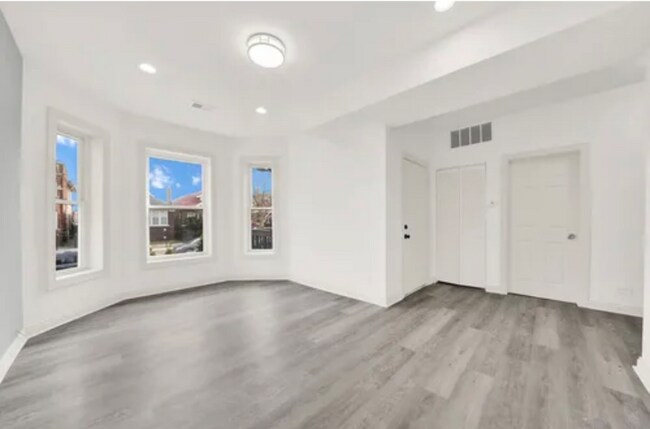 6216 S Artesian Ave in Chicago, IL - Building Photo - Building Photo