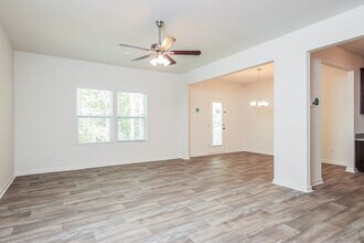 559 Green Willow Cir in Wendell, NC - Foto de edificio - Building Photo