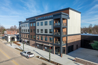 Station on Main in Edwardsville, IL - Building Photo - Building Photo