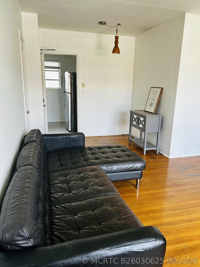 property at 661 SW 11th St