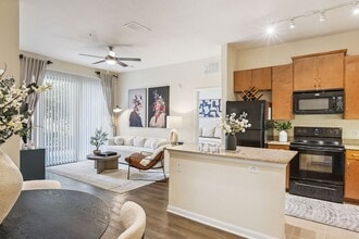 Wildflower Apartments in Gainesville, FL - Foto de edificio - Building Photo