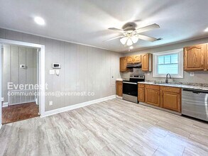 706 S Grand Ave NW in Atlanta, GA - Building Photo - Building Photo