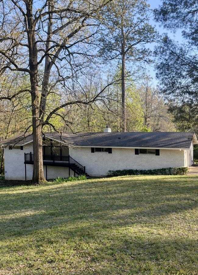 property at 323 Forrest Glen Rd