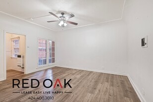 716 S Berendo St, Unit 107 in Los Angeles, CA - Building Photo