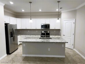 9444 Glenforest Dr in Naples, FL - Building Photo - Building Photo