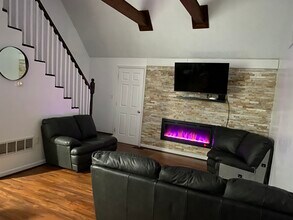 7550 Eagle Rock Dr in Tobyhanna, PA - Building Photo - Building Photo